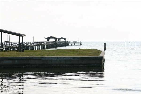 Rockport Racquet Club Pier