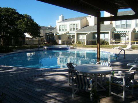 Rockport Racquet Club Pool